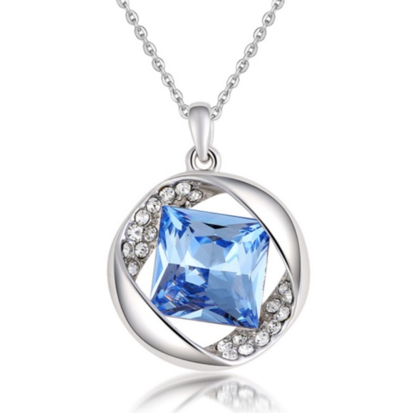 Jewelry - Blue Crystal Necklace New